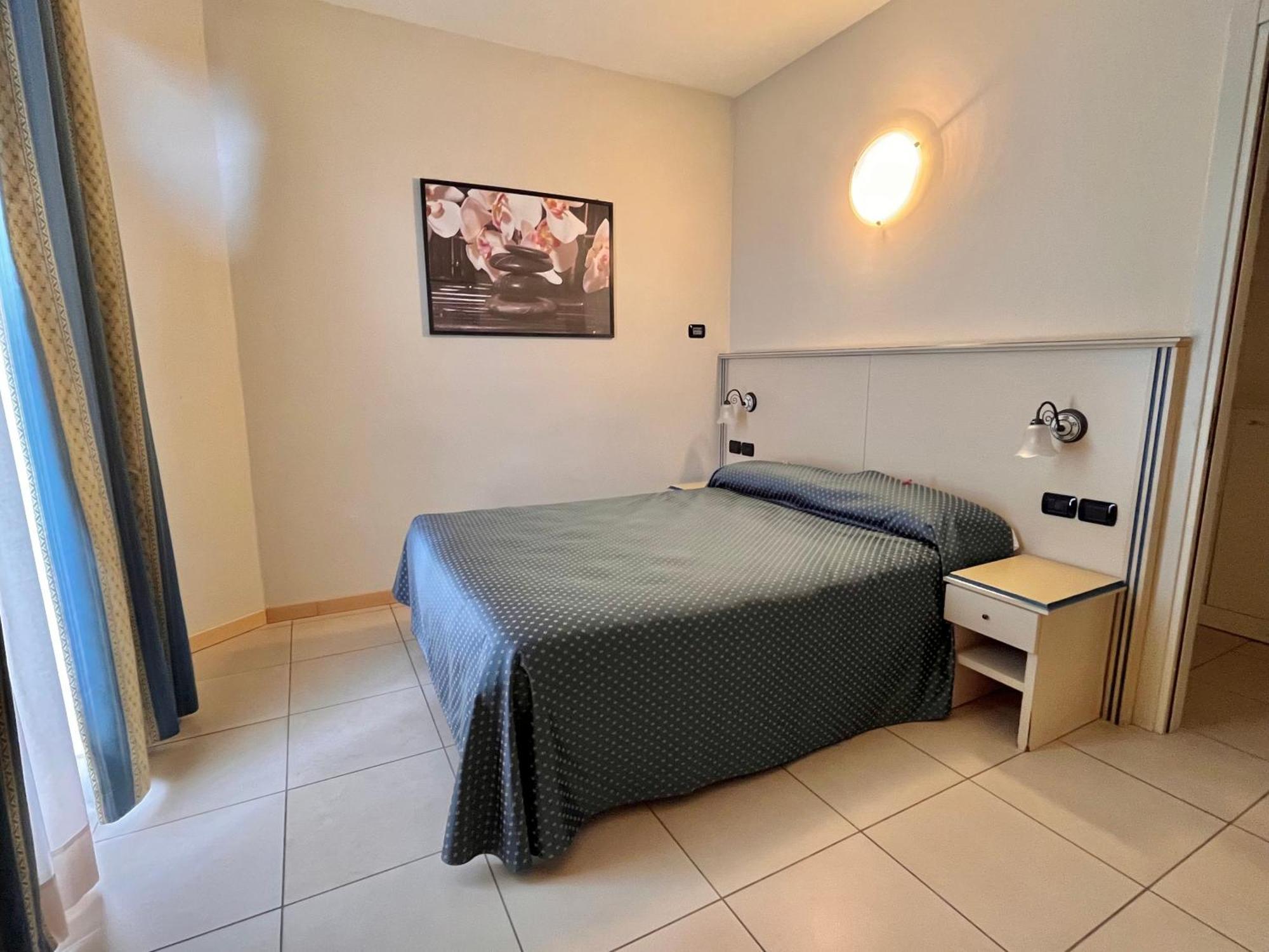 Hotel Lovere Resort & Spa Zewnętrze zdjęcie